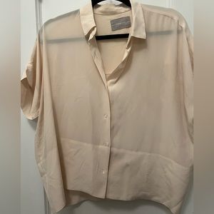 Everlane silk button down, size 6